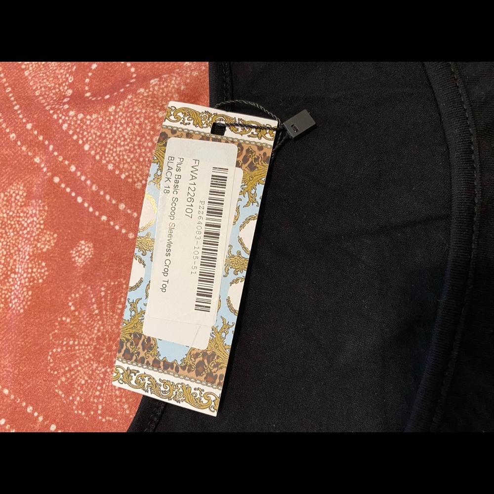 Top - Picture 2 of 3